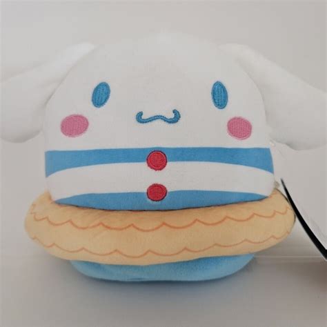 cinnamoroll summer squishmallow.